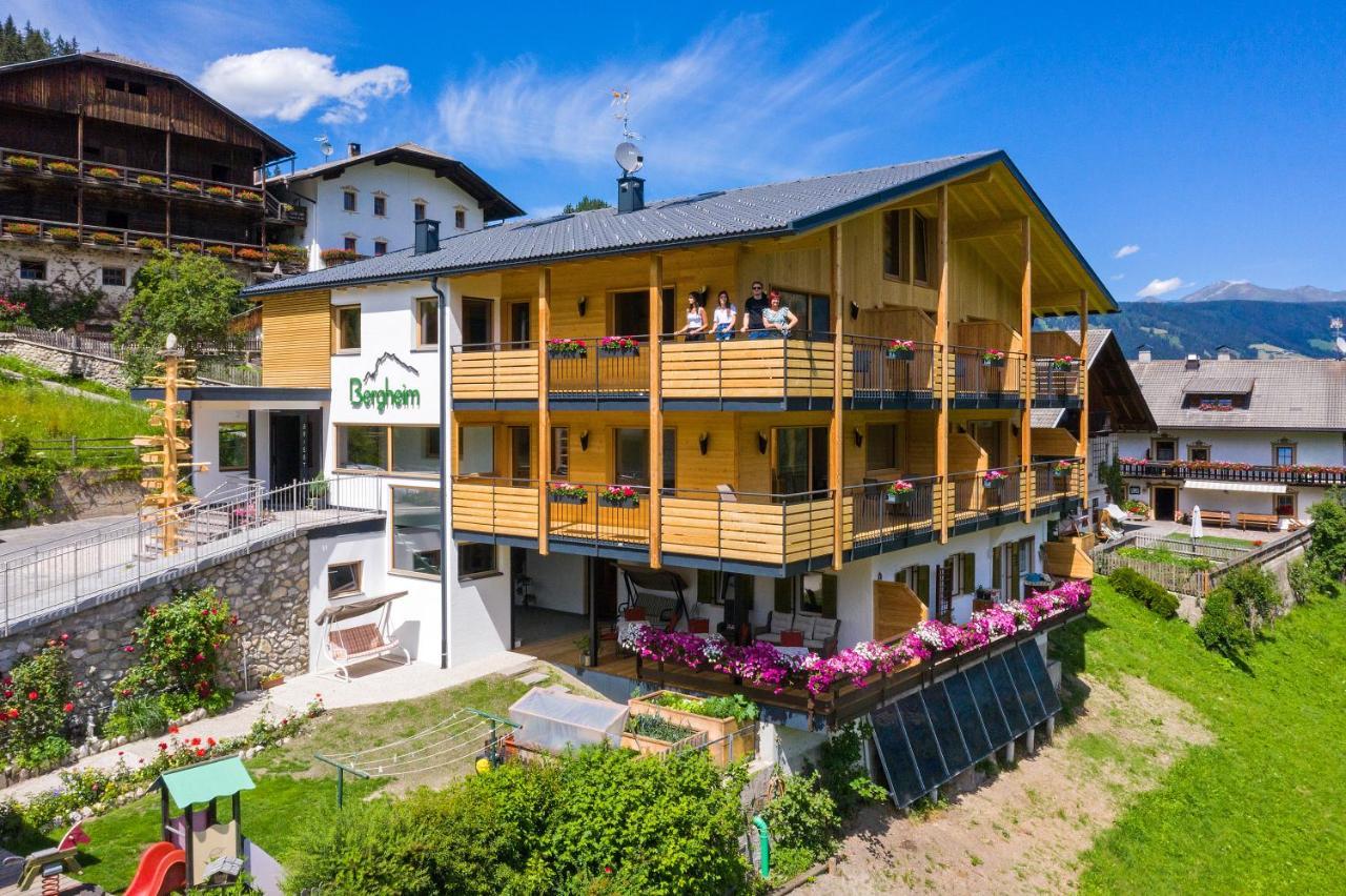 Residence Bergheim Prags Exteriör bild